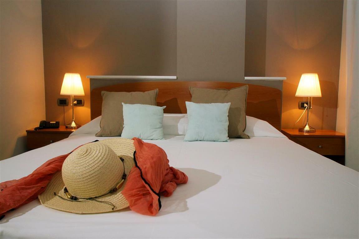Stella Maris Hotel Lido Marina di Ginosa Esterno foto